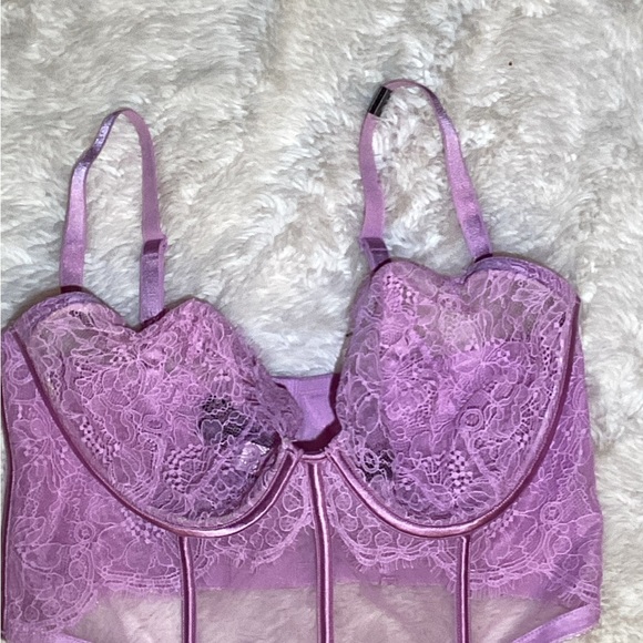 Victoria’s Secret padless wired bra size 38DD - Picture 9 of 12